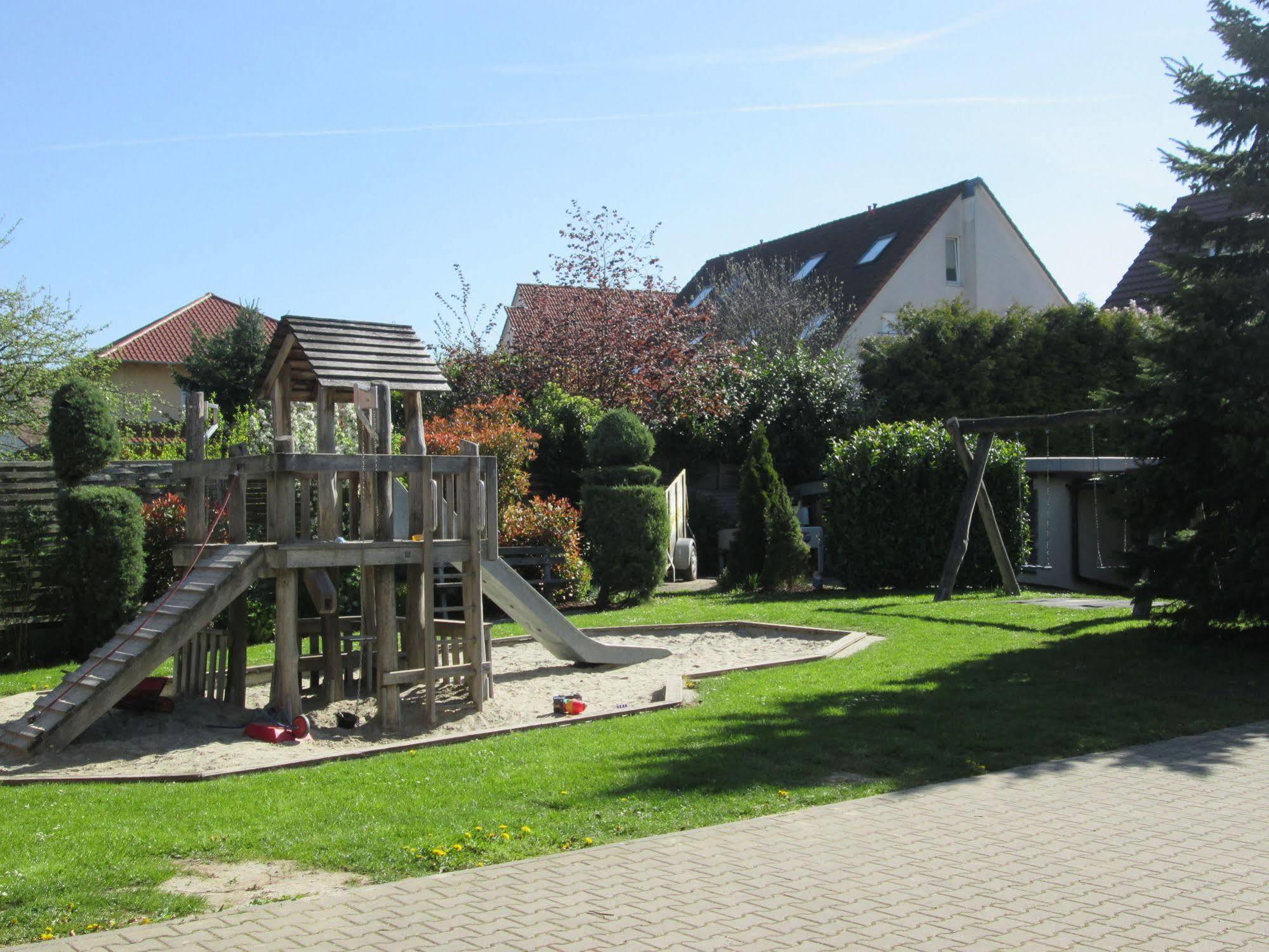 Hotel-Restaurant Zum Ochsen Schallstadt Exterior photo